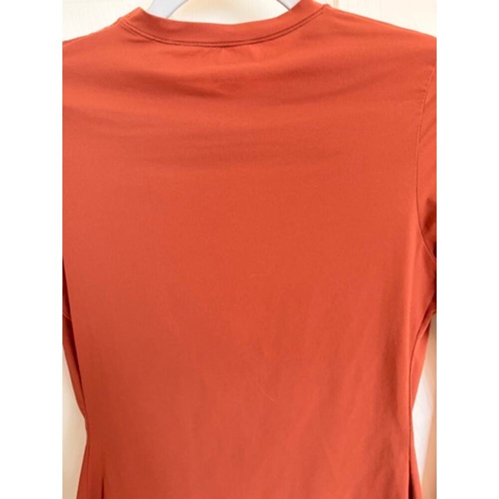 SKIMS Fits Everybody Long Sleeve T-Shirt Rust M - Picture 4 of 5